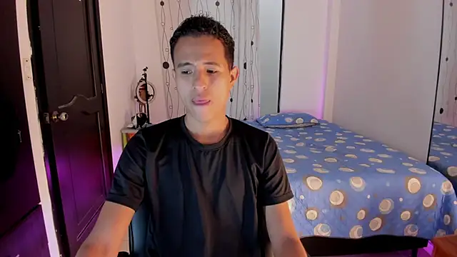 Snapshot of alessandro_wizard chatting on 02-28-25, 02:31 alessandro wizard online show from 02-28-25, 02:31