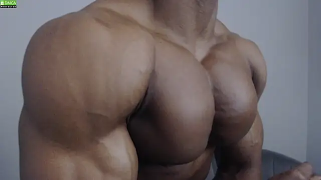 Snapshot of exquisite50 chatting on 12-21-24, 04:41 exquisite50 online show from 12-21-24, 04:41