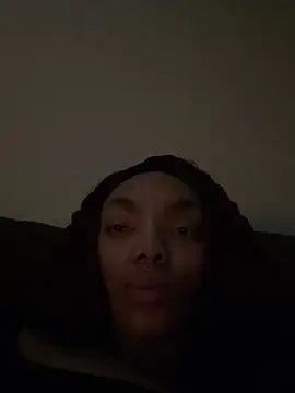 Snapshot of butterflybootyy chatting on 12-31-24, 11:28 butterflybootyy online show from 12-31-24, 11:28