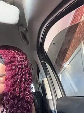 Snapshot of butterflybootyy chatting on 01-02-25, 09:50 butterflybootyy online show from 01-02-25, 09:50