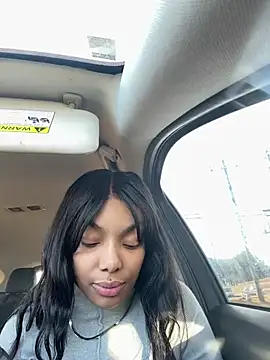 Snapshot of butterflybootyy chatting on 03-02-25, 09:43 butterflybootyy online show from 03-02-25, 09:43