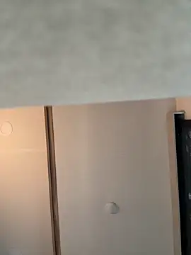 Snapshot of butterflybootyy chatting on 09-12-25, 02:17 butterflybootyy online show from 09-12-25, 02:17