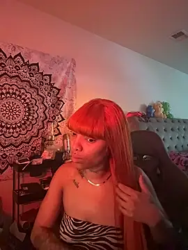 Snapshot of butterflybootyy chatting on 10-11-25, 12:58 butterflybootyy online show from 10-11-25, 12:58