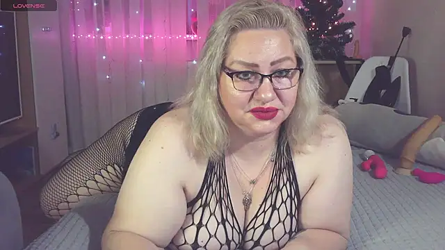 AngelinaGlam online show from 12-26-24, 01:10