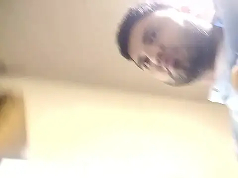 SINUECASTILLO online show from 01-15-26, 08:19