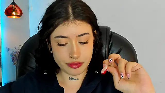 melody suarez online show from 01-03-25, 10:40