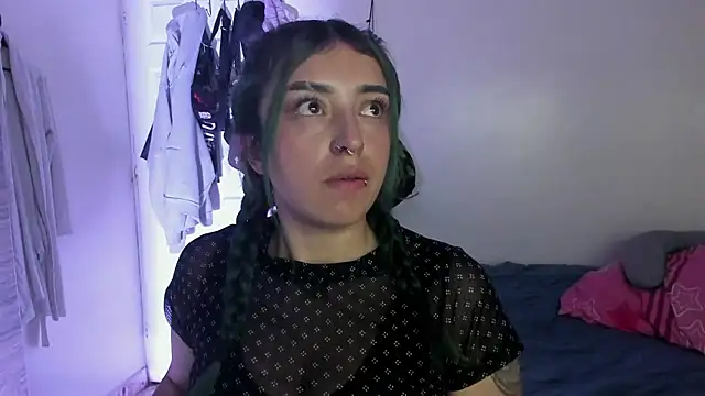 turolita  online show from 04-17-26, 03:53