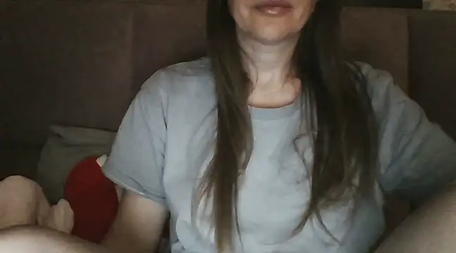 Snapshot of Sladkiegubki chatting on 01-10-25, 12:38 Sladkiegubki online show from 01-10-25, 12:38