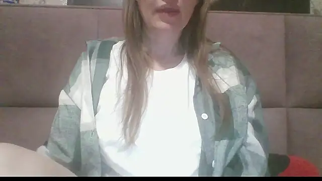 Sladkiegubki online show from 11-15-25, 09:54