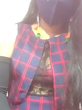 Snapshot of HornyWestern chatting on 02-20-25, 08:25 HornyWestern online show from 02-20-25, 08:25