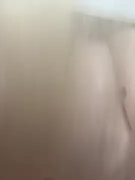 Snapshot of LoveLuna_ chatting on 01-28-25, 10:12 LoveLuna online show from 01-28-25, 10:12