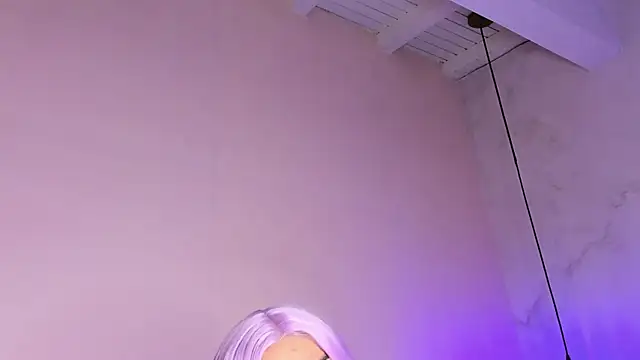 MelaniieRoux online show from 02-07-25, 07:49