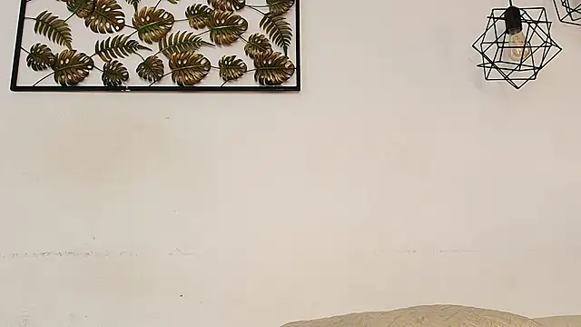 Snapshot of miranda_villa chatting on 11-03-25, 12:17 miranda villa online show from 11-03-25, 12:17