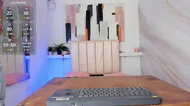 Snapshot of miranda_villa chatting on 12-02-25, 12:21 miranda villa online show from 12-02-25, 12:21