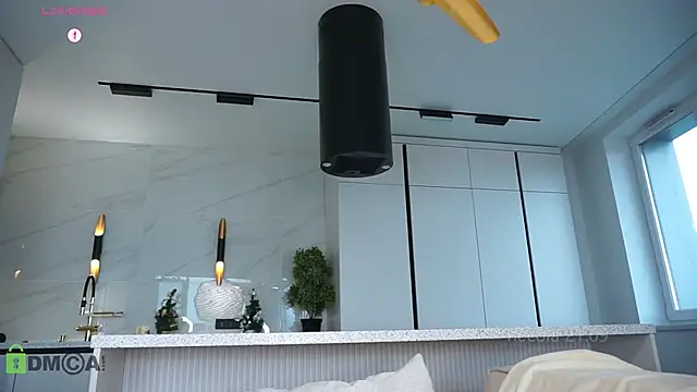 hecola online show from 09-21-25, 10:17