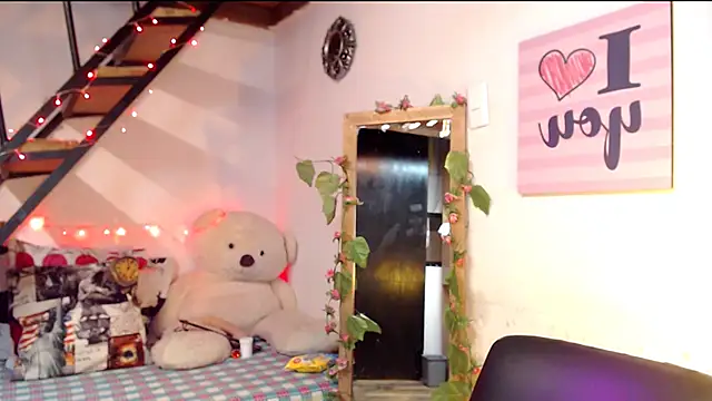 luna sky83 online show from 02-11-25, 05:16