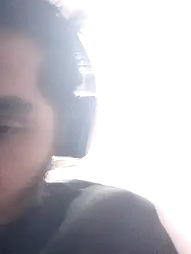 Snapshot of nskgenz chatting on 11-16-25, 07:19 nskgenz online show from 11-16-25, 07:19