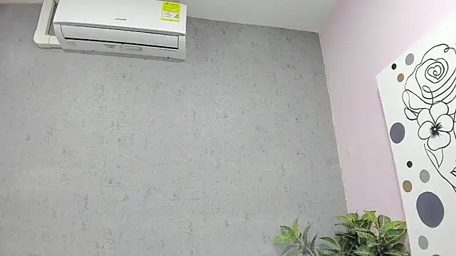 Tiffany mendez online show from 01-17-26, 12:10