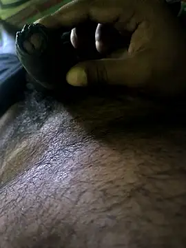 Snapshot of karthick25 chatting on 10-19-25, 10:38 karthick25 online show from 10-19-25, 10:38