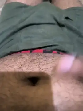 Snapshot of karthick25 chatting on 11-25-25, 05:35 karthick25 online show from 11-25-25, 05:35