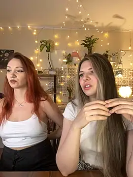 Snapshot of Annie_aww chatting on 03-04-25, 07:32 Annie aww online show from 03-04-25, 07:32