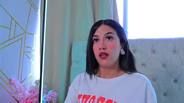 JulessCornett online show from 01-13-25, 08:15