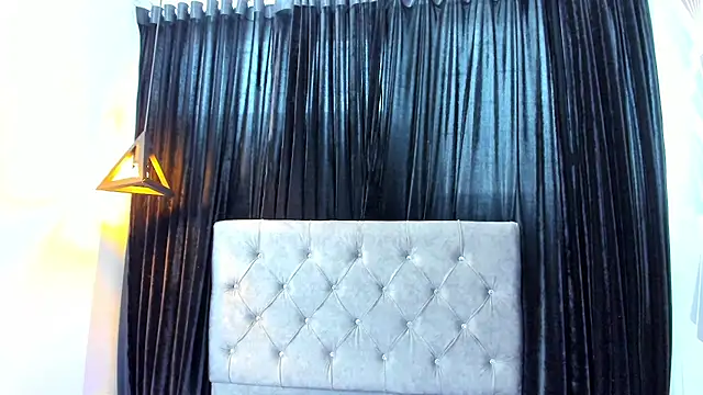 JulessCornett online show from 03-04-25, 08:16