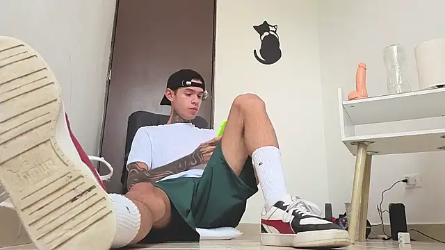 Saturno v online show from 11-06-25, 11:11