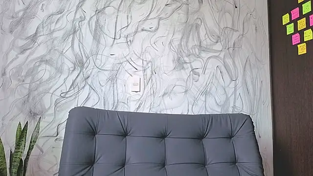 Saturno v online show from 12-15-25, 07:51