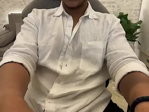 Snapshot of hornyyyy_guyyyy chatting on 10-31-25, 08:10 hornyyyy guyyyy online show from 10-31-25, 08:10