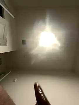 Snapshot of PointingPetrol chatting on 10-19-25, 11:38 PointingPetrol online show from 10-19-25, 11:38