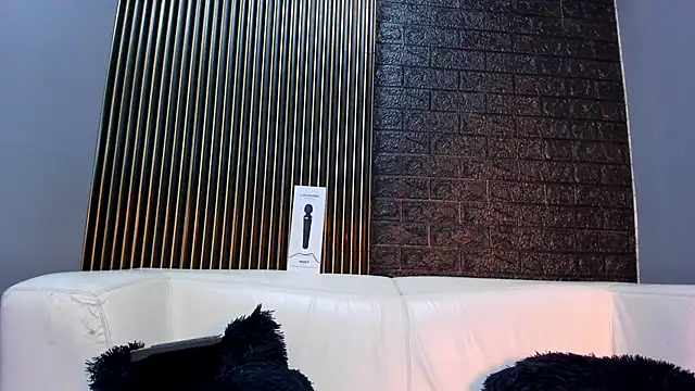 Siena morales online show from 02-20-26, 04:07