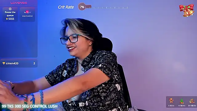 Snapshot of NovaGlitz chatting on 12-02-24, 02:41 NovaGlitz online show from 12-02-24, 02:41