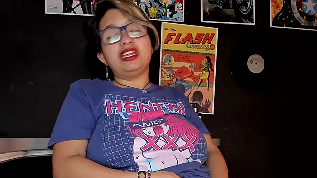 Snapshot of NovaGlitz chatting on 12-10-24, 05:44 NovaGlitz online show from 12-10-24, 05:44