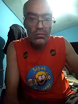 Snapshot of hugosafado333 chatting on 03-09-25, 03:22 hugosafado333 online show from 03-09-25, 03:22