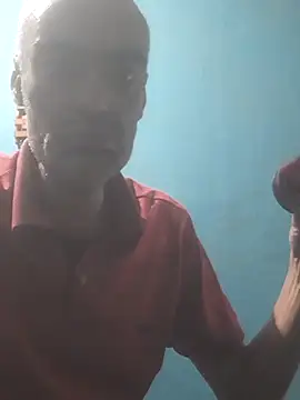 Snapshot of hugosafado333 chatting on 10-18-25, 02:14 hugosafado333 online show from 10-18-25, 02:14