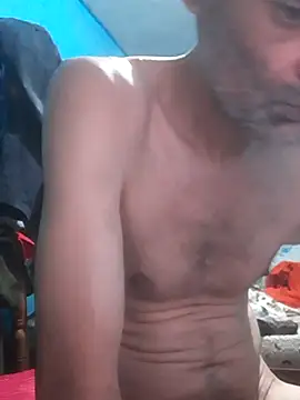 hugosafado333 online show from 11-05-25, 03:06