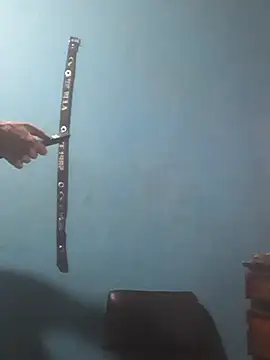 hugosafado333 online show from 12-15-25, 03:22