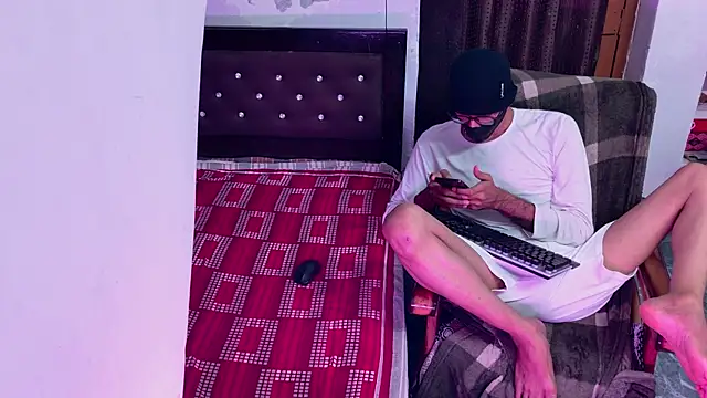 Habibi big b online show from 10-16-25, 06:31