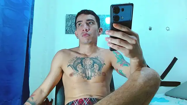 Snapshot of targuerian22 chatting on 03-07-25, 02:57 targuerian22 online show from 03-07-25, 02:57