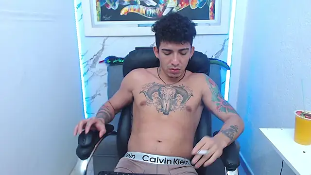 Snapshot of targuerian22 chatting on 09-12-25, 05:51 targuerian22 online show from 09-12-25, 05:51