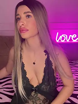 Snapshot of GraceCarther chatting on 12-08-24, 10:36 GraceCarther online show from 12-08-24, 10:36