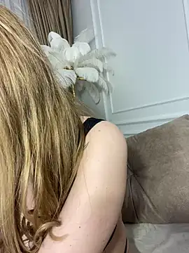 Snapshot of GraceCarther chatting on 02-27-25, 09:58 GraceCarther online show from 02-27-25, 09:58