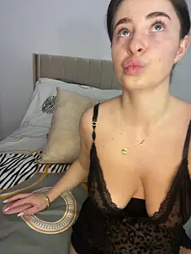 Snapshot of GraceCarther chatting on 09-12-25, 07:03 GraceCarther online show from 09-12-25, 07:03