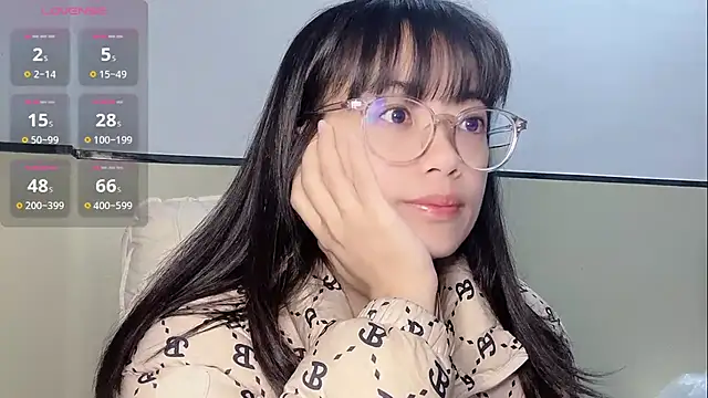 Snapshot of Honey-cici chatting on 03-18-25, 02:47 Honey-cici online show from 03-18-25, 02:47