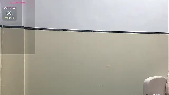 Snapshot of Honey-cici chatting on 03-18-25, 06:25 Honey-cici online show from 03-18-25, 06:25