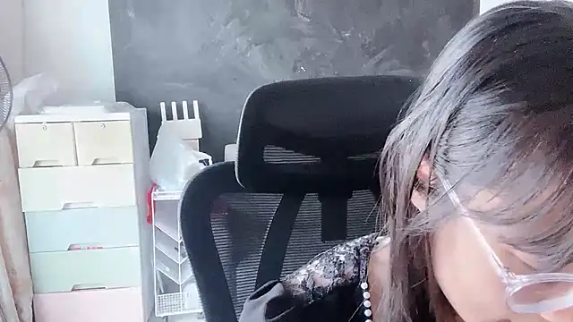 Snapshot of Honey-cici chatting on 11-26-25, 08:59 Honey-cici online show from 11-26-25, 08:59