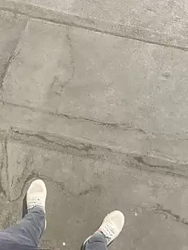 Snapshot of Gururonny07 chatting on 12-13-24, 05:16 Gururonny07 online show from 12-13-24, 05:16