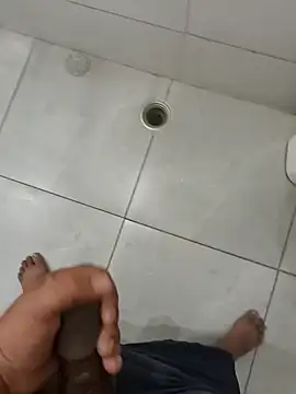 Snapshot of Gururonny07 chatting on 09-09-25, 12:26 Gururonny07 online show from 09-09-25, 12:26