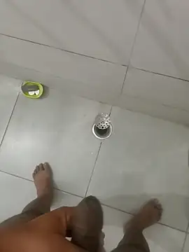 Snapshot of Gururonny07 chatting on 09-13-25, 12:43 Gururonny07 online show from 09-13-25, 12:43